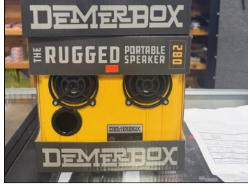 Dermabox speaker yellow